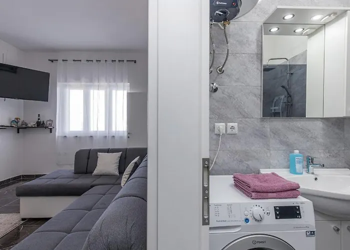 Uvala Scott Silvija *