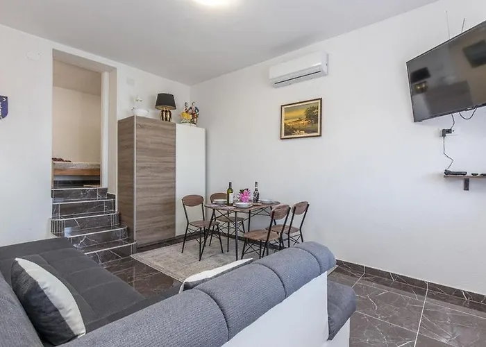 Uvala Scott Silvija קראליביצה